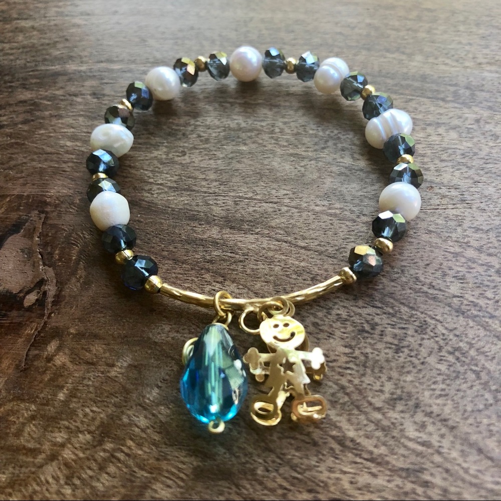 Dark Blue Crystal and Pearl Bracelet